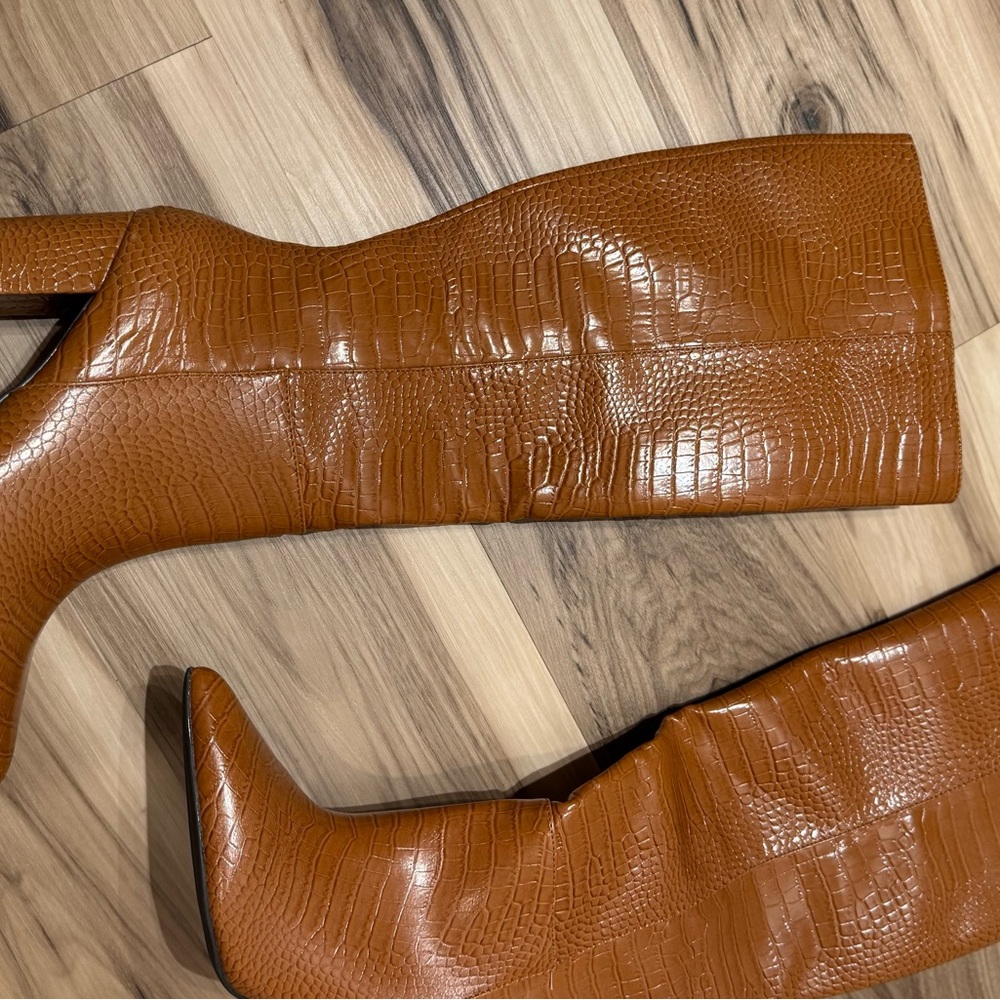Women’s Tan Croc-Textured Knee high Boots size 8 NEW - Picture 5 of 8